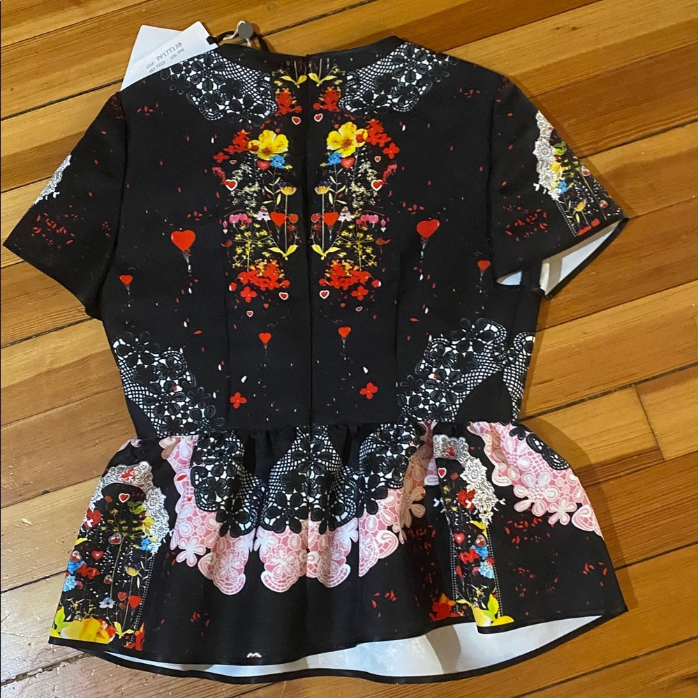 Nwt Piccione piccione heart floral graphic print peplum black top made in Italy - Picture 8 of 8
